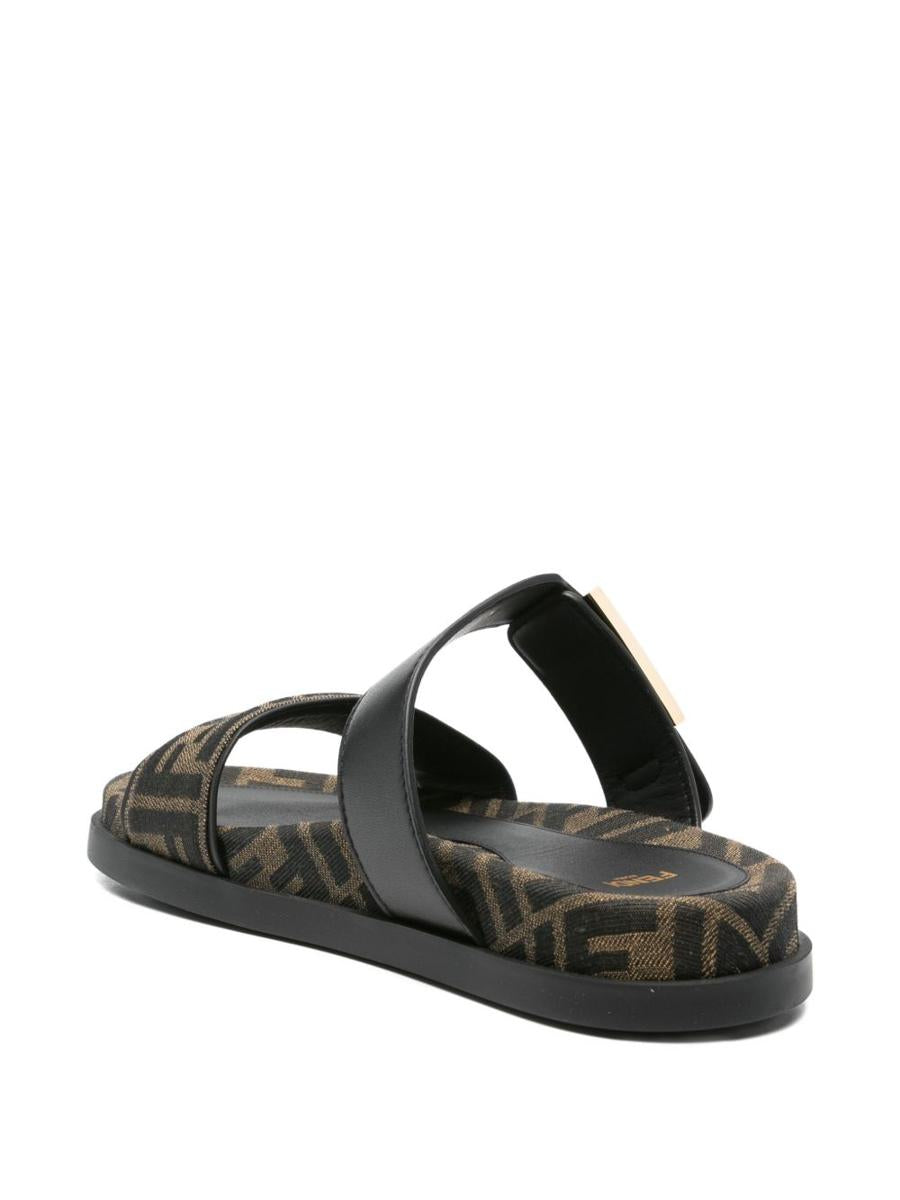 Fendi Fendi Feel Leather Sandals