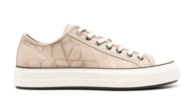 Valentino Garavani Flat Shoes