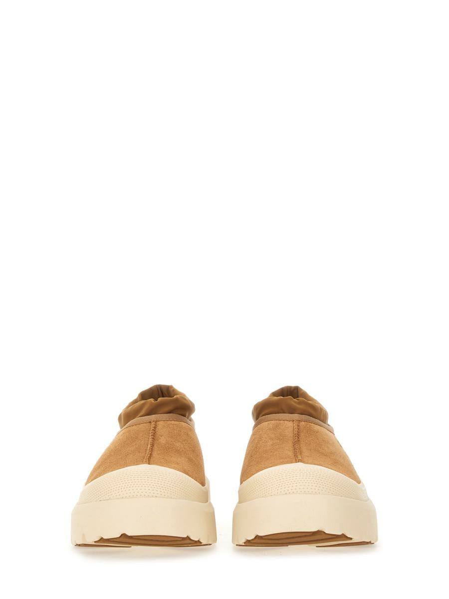 UGG "Tasman Weather Hybrid" Sabot