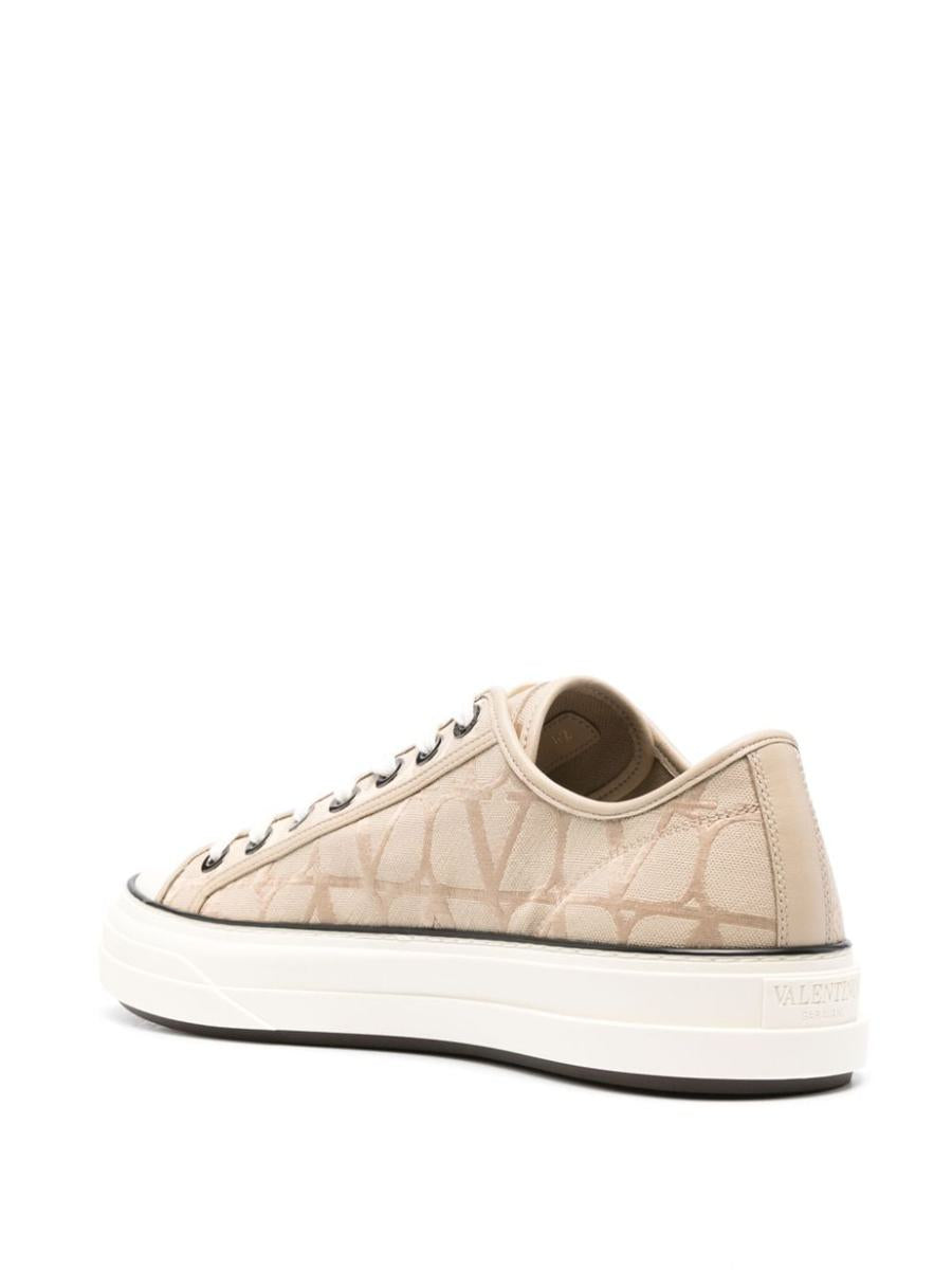 Valentino Garavani Flat Shoes