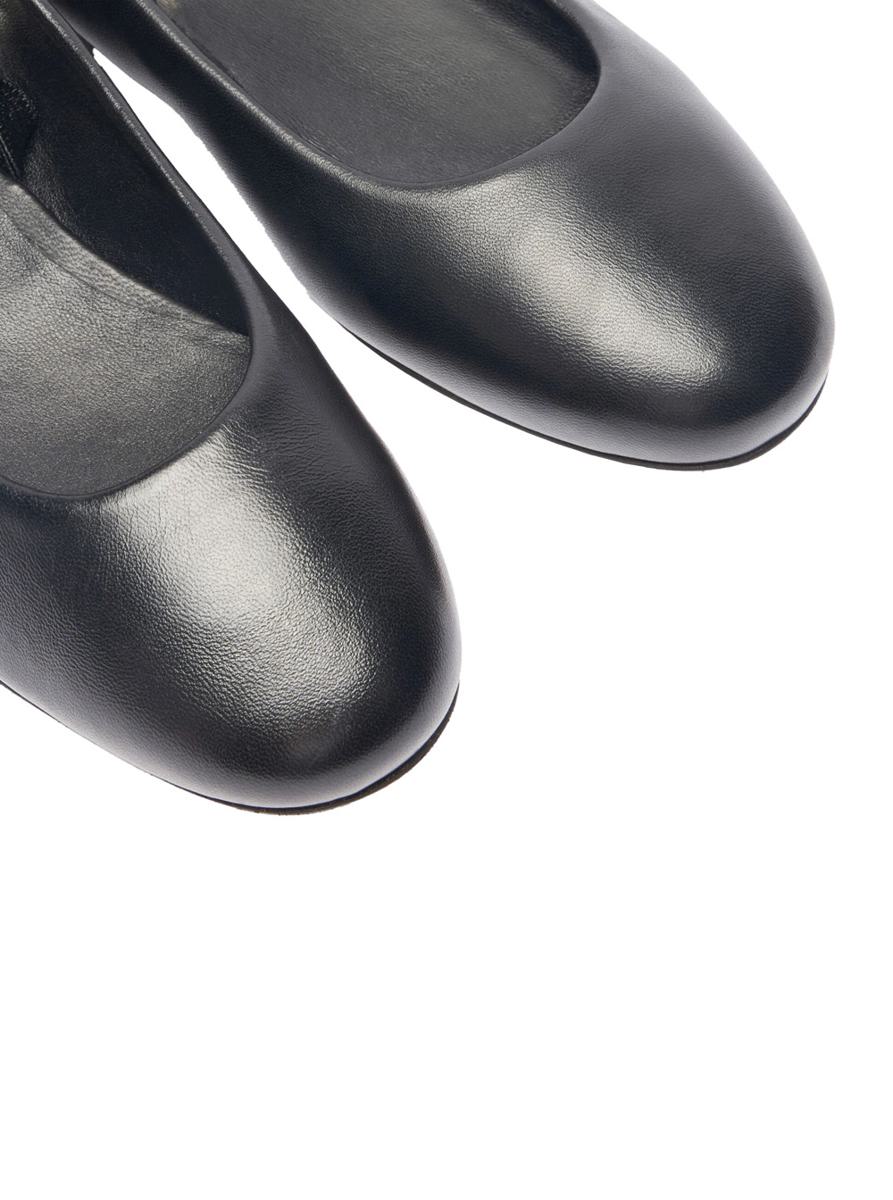 Black Ballet Shoes With Crystal Embellishments In Leather Woman