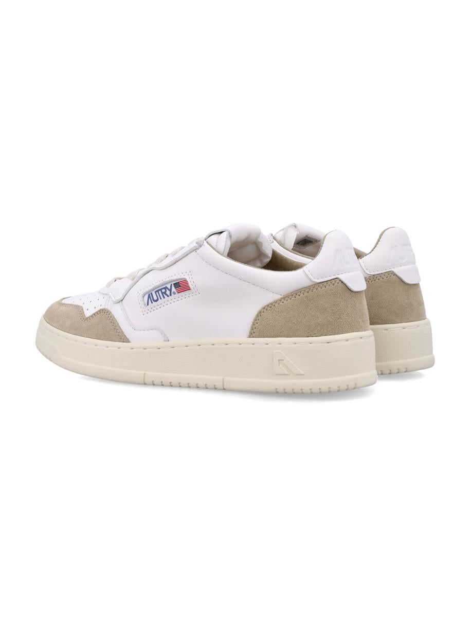 Autry Medalist Low Sneakers