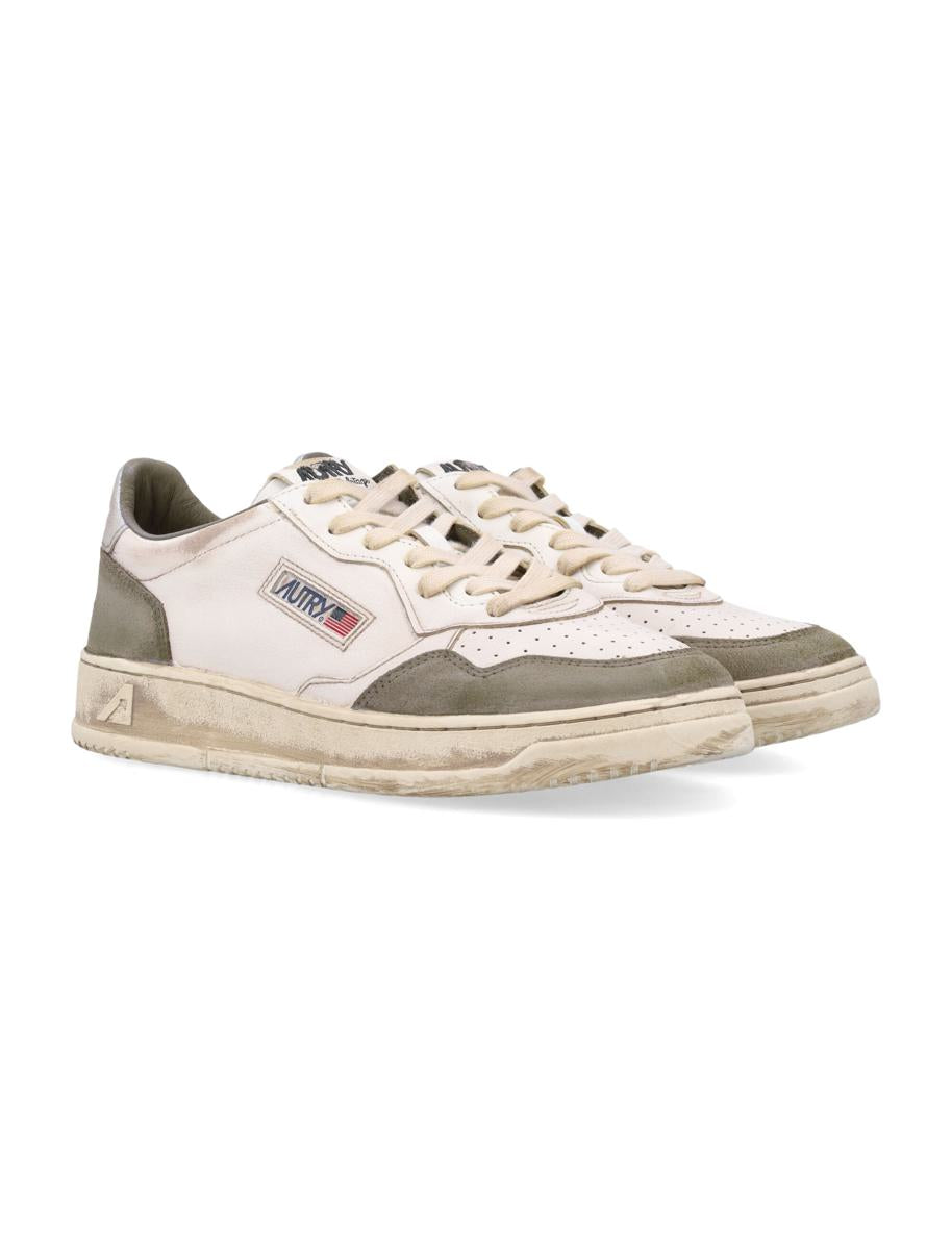 Autry Medalist Low Super Vintage Sneakers In White, Silver, And Hunter Green Lizard Suede