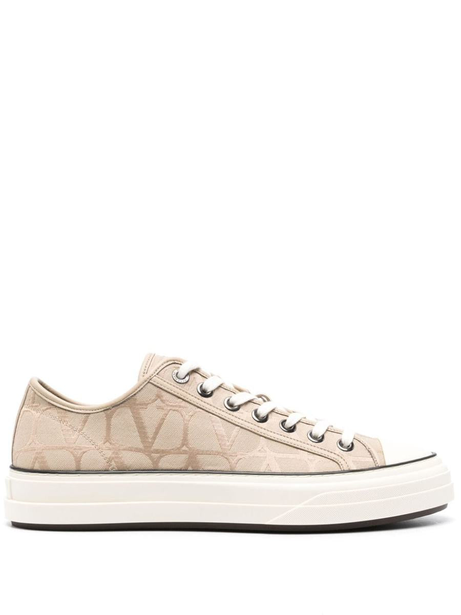 Valentino Garavani Flat Shoes