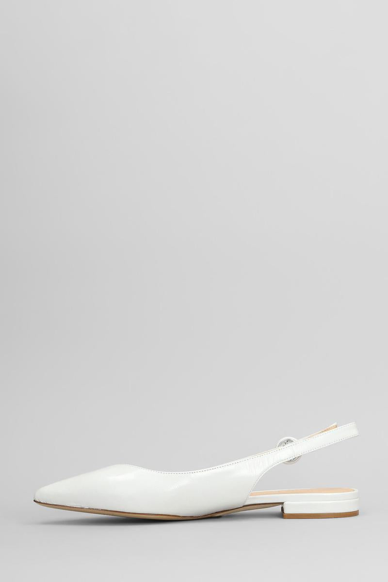 Julie Dee Ballet Flats