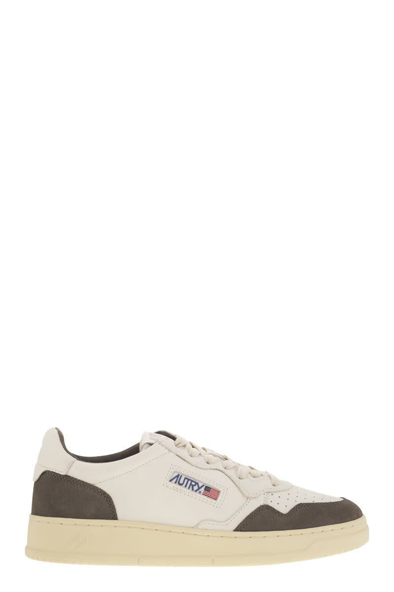 Autry Medalist Low - Leather And Suede Sneakers