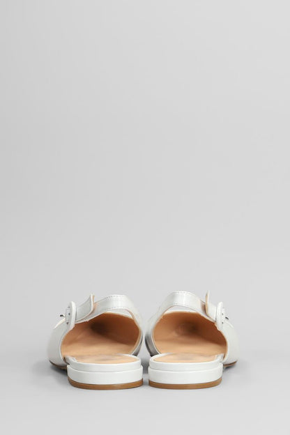 Julie Dee Ballet Flats