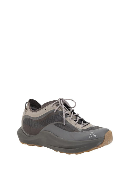 Roa Sneakers