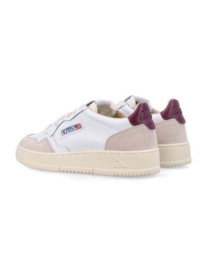 Autry Medalist Low Women'S Sneakers In White And Burgundy Suede And Leather