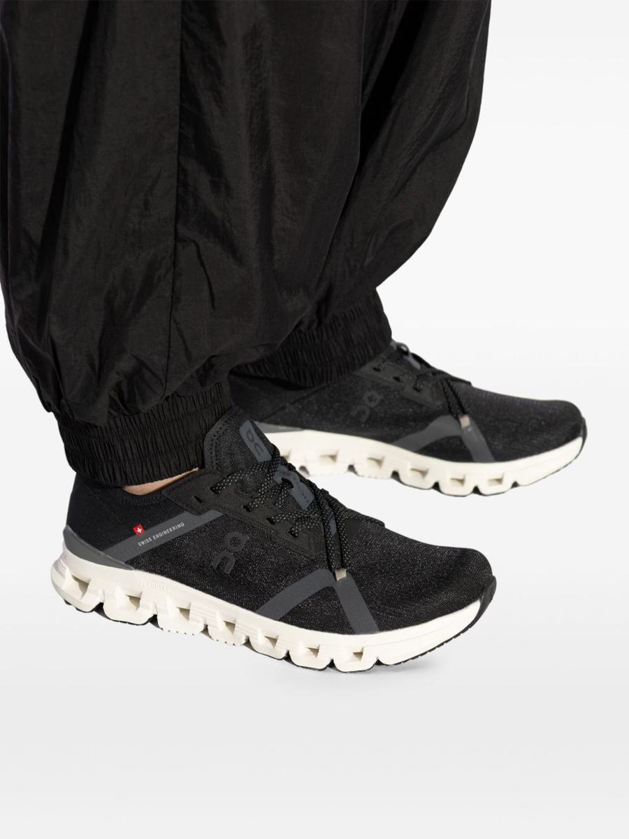 On Running Sneakers