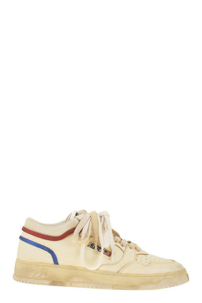 Autry Med-Way - Leather Sneakers
