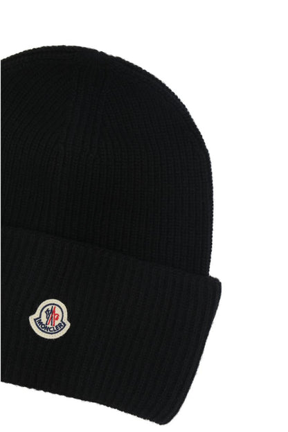 Moncler Scarfs