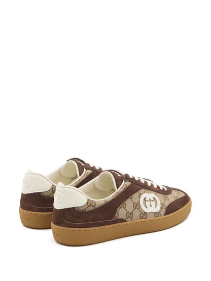 Gucci Flat Shoes