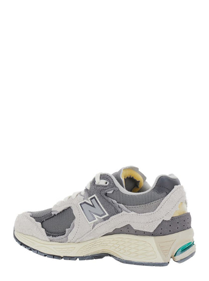 '2002R' Grey Low Top Sneakers With Logo Patch In Suede Unisex