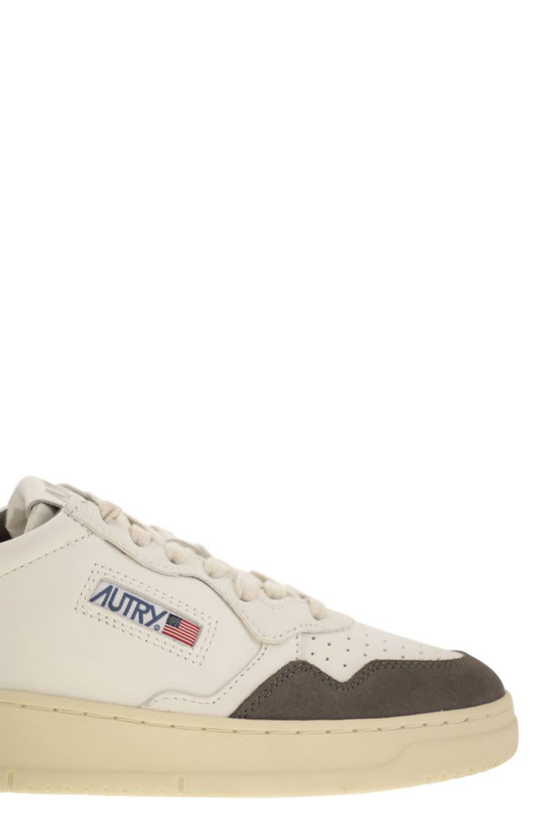 Autry Medalist Low - Leather And Suede Sneakers