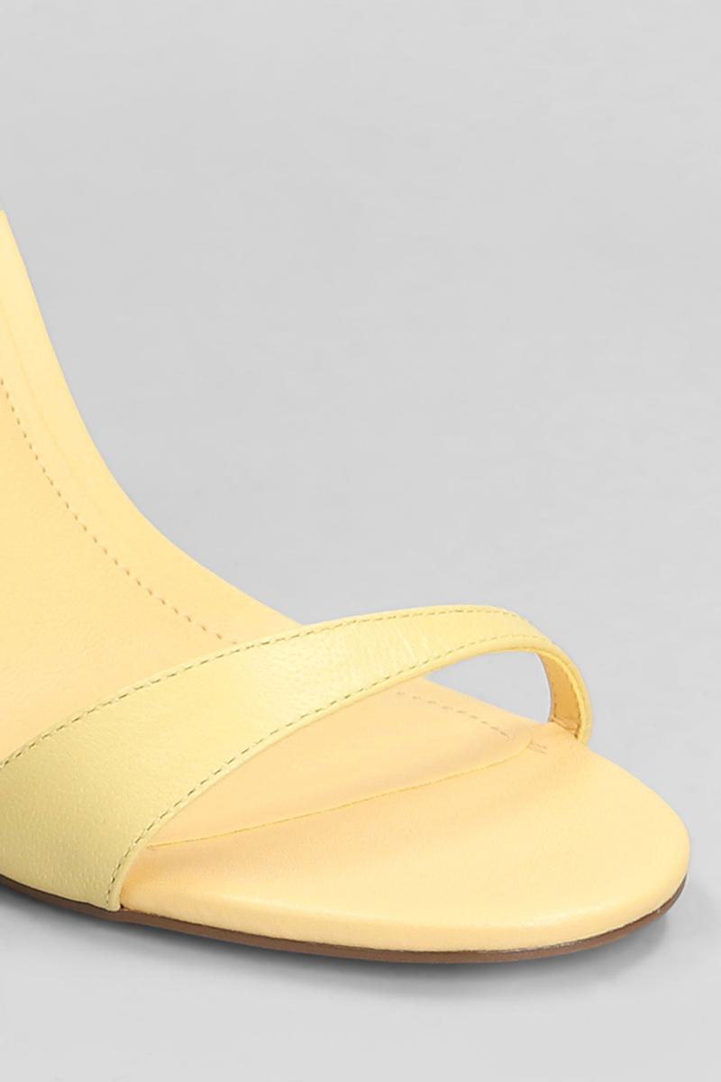 Arezzo Sandals