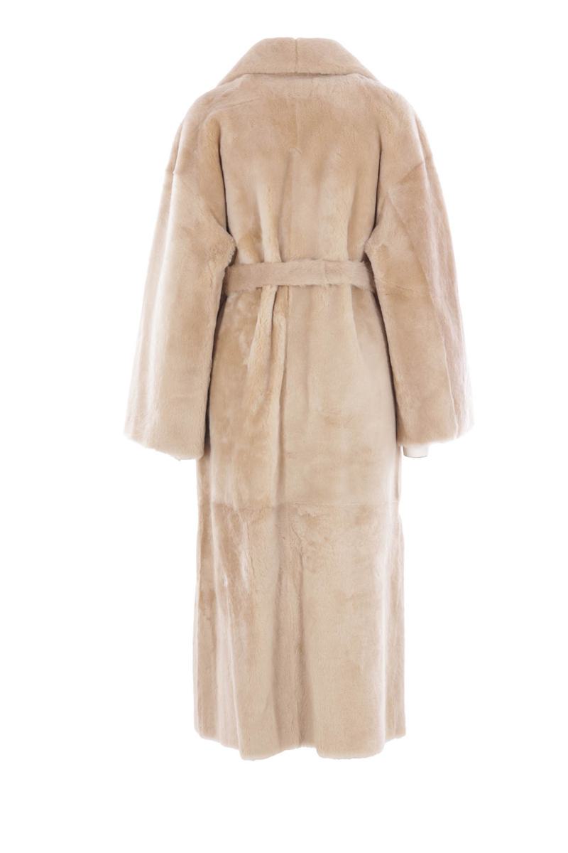Arma Coats