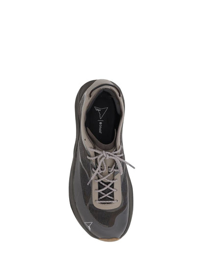 Roa Sneakers