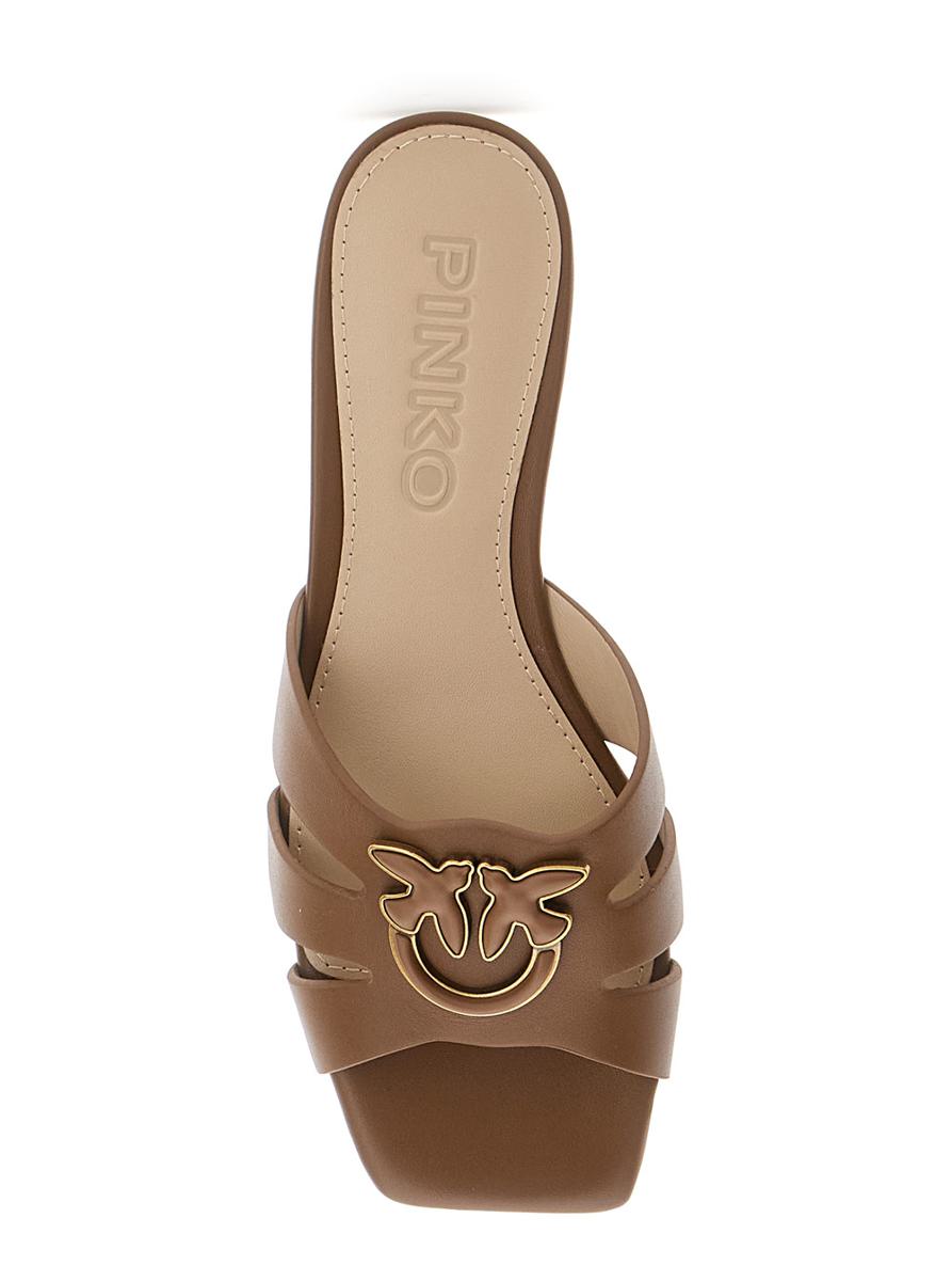 'Marli 09' Brown Sandals With Love Birds Diamond Cut Plaque And Cut-Out Details In Leather Woman