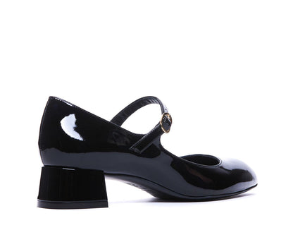 Stuart Weitzman With Heel